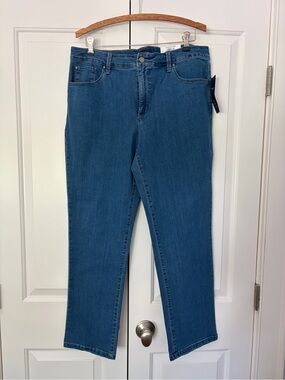 Charter Club Straight-Leg Women's Jeans in Mid Blue NWT size 14S